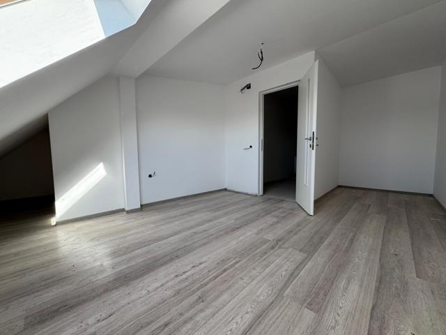 Brasov_Vanzare_Apartament_2_camere_80561911-61b0-4bda-a117-87554b2e7a2f.jpg