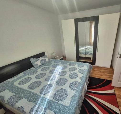 Targu_Mures_Inchiriere_Apartament_3_camere_cartier_Tudor_885a6bbd-f8fa-48b2-a678-7650e7f37446.jpg