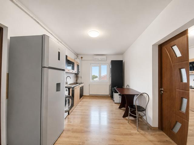 poza anunt Timisoara_Vanzare_Apartament_3_camere_cartier_Soarelui_c2540f89-af7d-40c5-b57b-e0c9aa7e0650.jpg